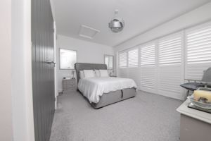 THE HAWTHORNS- click for photo gallery